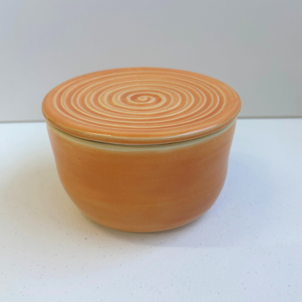 Butter Bell in Off White Clay in Apricot Gloss – Clay Create Australia