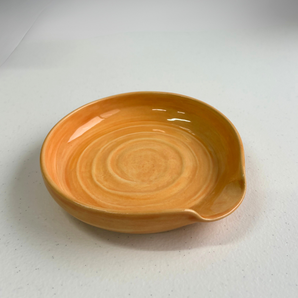 Spoon Rest in Off White Clay in Apricot Gloss – Clay Create Australia