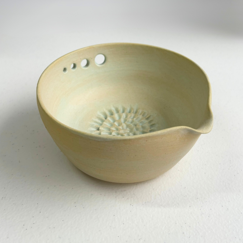 Grater Dressing Bowl in Off White Clay in Sealers Cove Matte – Clay Create Australia
