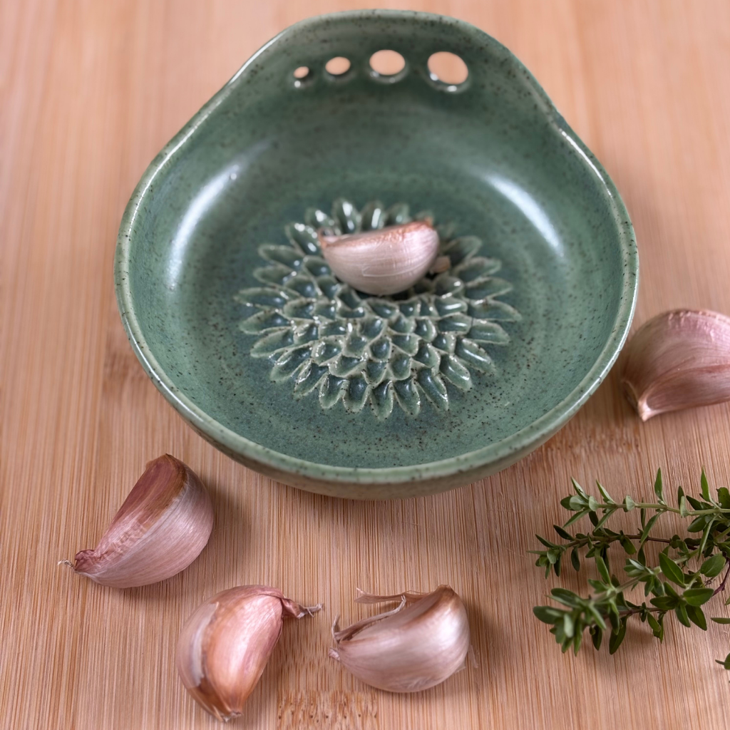 Garlic/Ginger Grater Herb Stripper in White Speckled Clay – Clay Create Australia