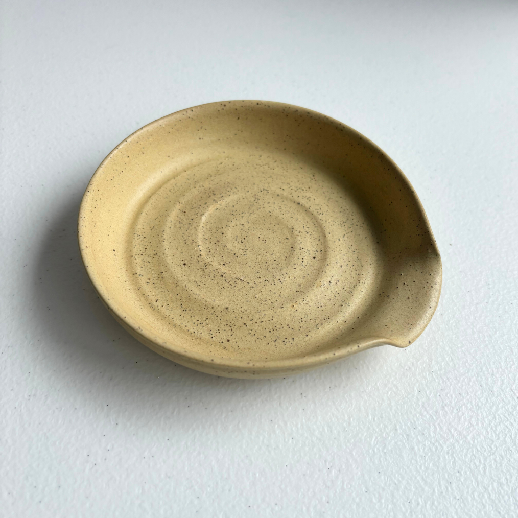 Spoon Rest in Tan Speckled Clay in Sandy Bay Matte – Clay Create Australia