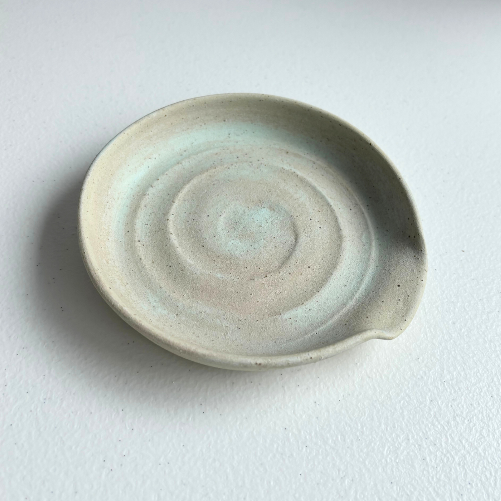 Spoon Rest in Tan Speckled Clay in Sealers Cove Matte – Clay Create Australia